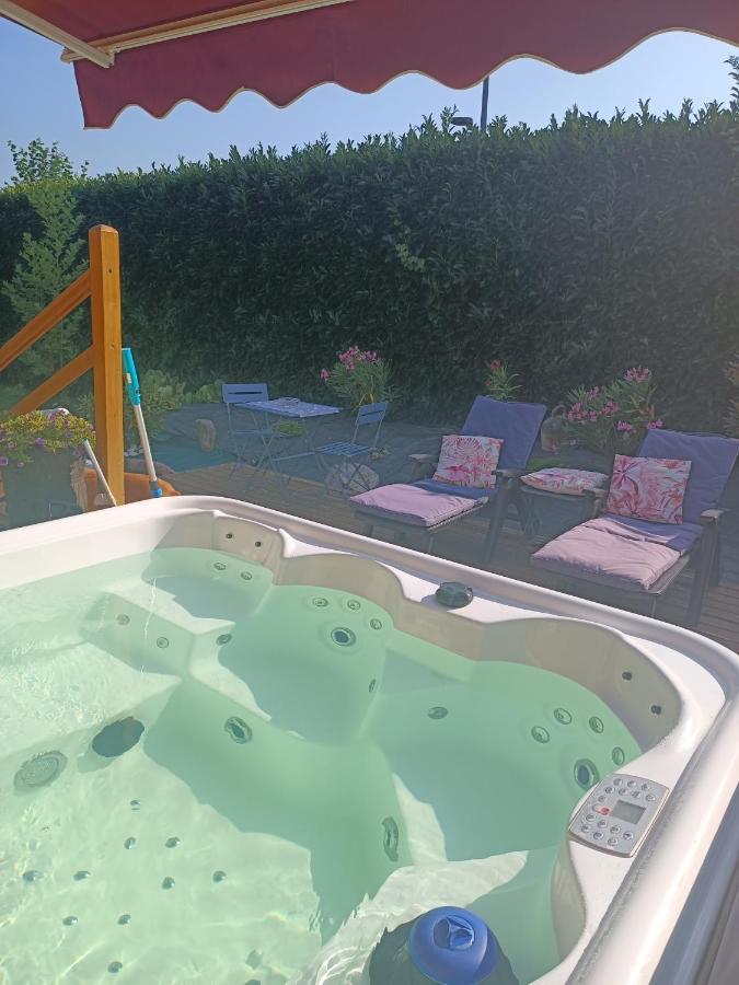 Chalet & Spa Sur La Cote Fleurie Auberville Exteriér fotografie